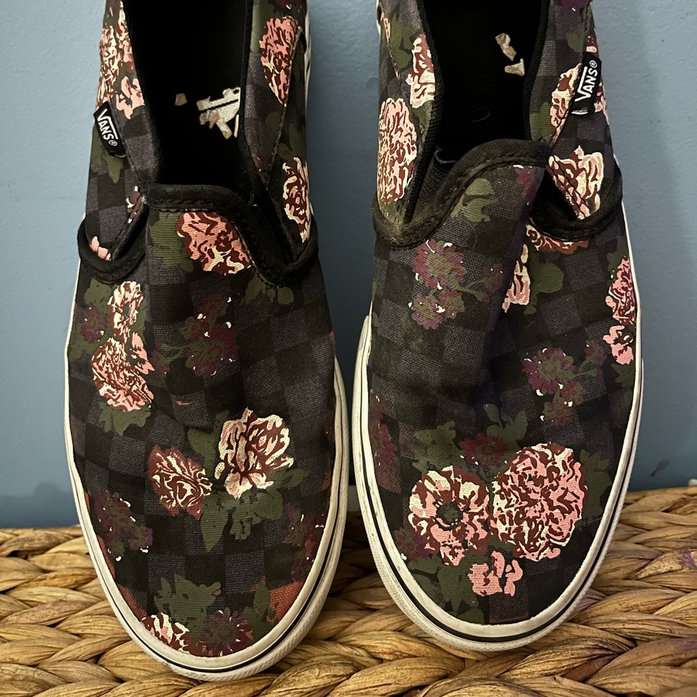 Women’s Rose Petal Flower Vans size 8 - Picture 2 of 7